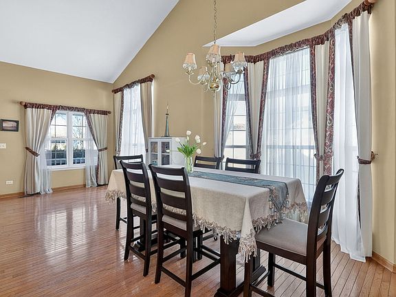 4th image of 2710 Telluride Ct
