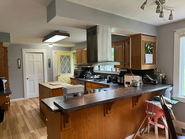 93 Lyme Rd — Photo 8