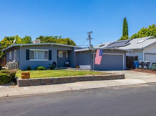 330 N West St, Vacaville, CA 95688