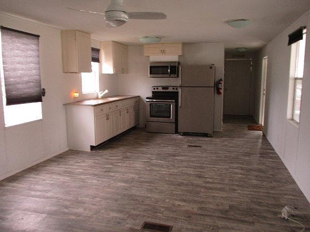1st image of 5198 SW 32nd St
