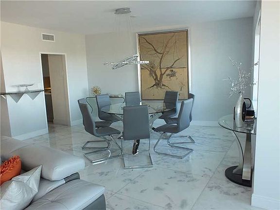 4th image of 5255 Collins Ave APT 4H