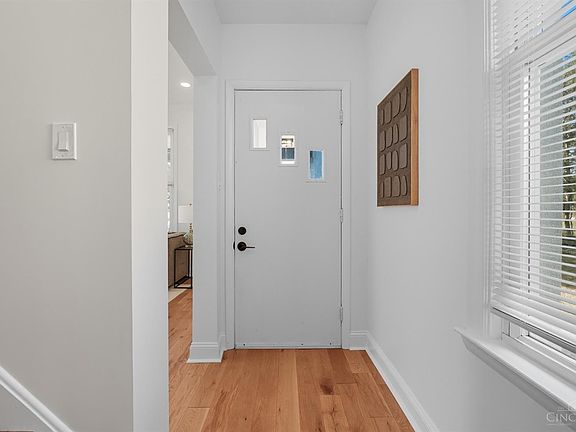 5th image of 8476 Saint Clair Ave