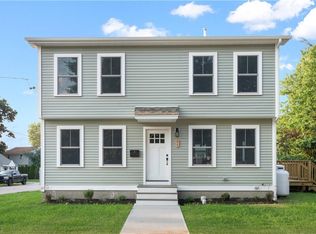 51 Harold St, Warwick, RI 02888