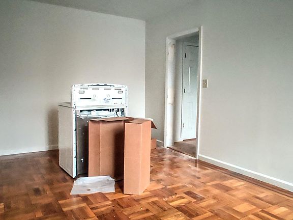 2nd image of 2760 Holland Ave APT C
