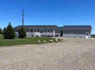 21448 Ulmus Ave, Mason City, IA 50401