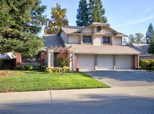 11712 Old Eureka Way, Gold River, CA 95670