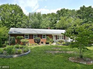 7821 Anson Ct, Springfield, VA 22152