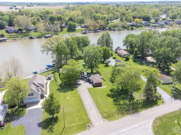 104 Lakengren Dr, Eaton, OH 45320