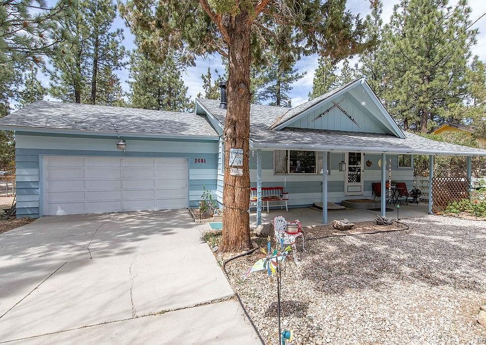 1st image of 2081 7th Ln