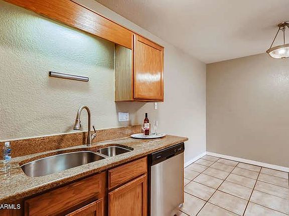 4th image of 8625 E Belleview Pl Unit 1017