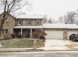 2941 Bridle Ln, Swansea, IL
