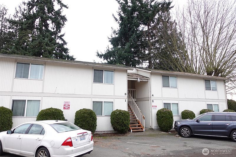 2nd image of 2250 I Street NE
