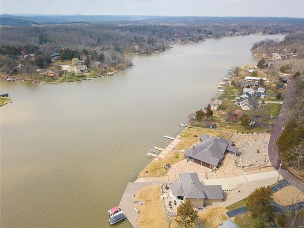 5980 N Lakeshore Dr, Hillsboro, MO 63050
