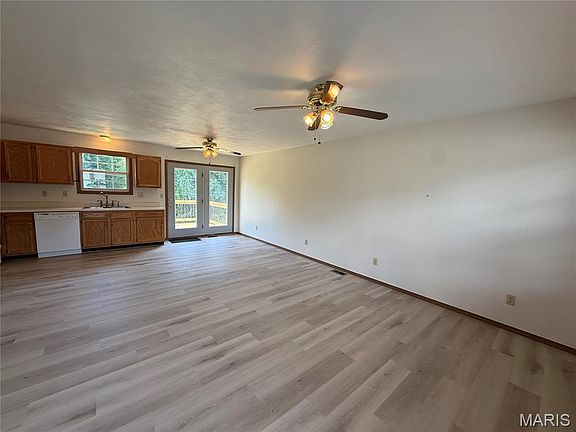 4th image of 3209 College Ave