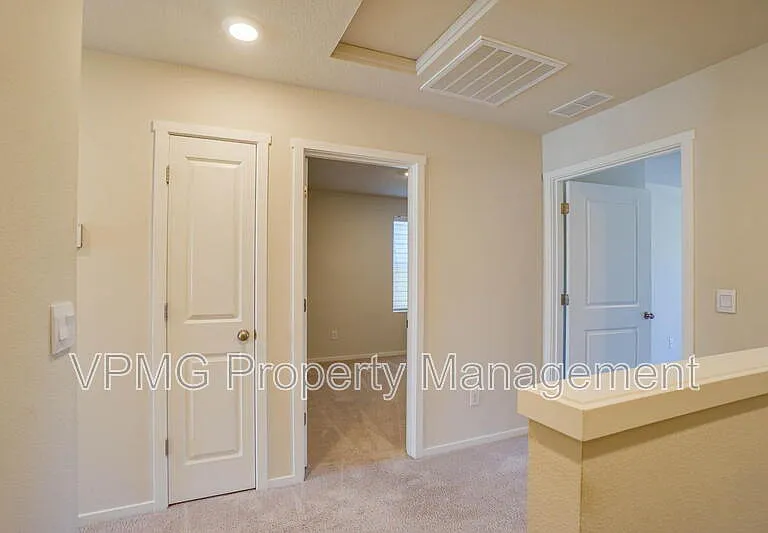 2620 NE 117th Pl — Photo 16