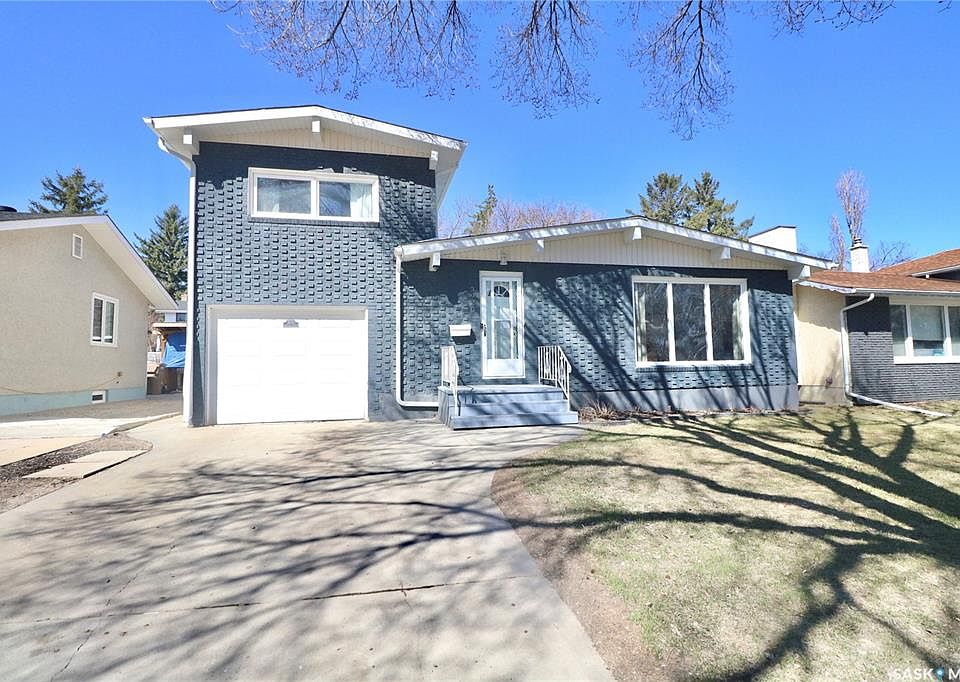 1st image of 3920 Montague STREET