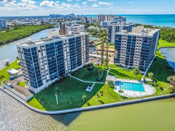 17 Bluebill AVE #904, NAPLES, FL 34108