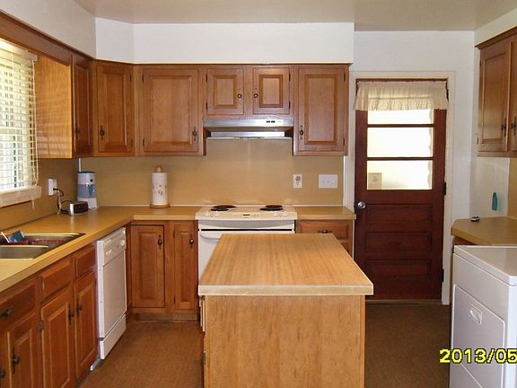 2nd image of 2901 Loretta Ln