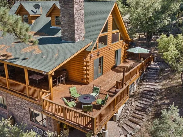 1613 Freeman Dr, Pine Mountain Club, CA 93222