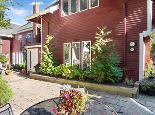 4 Coffin Ct, Newburyport, MA 01950