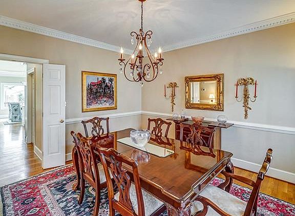 4th image of 6013 Ashmont Cir