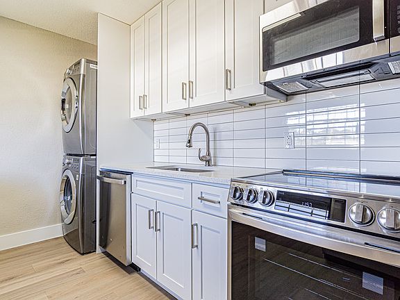 3rd image of 4310 W North B St APT 22