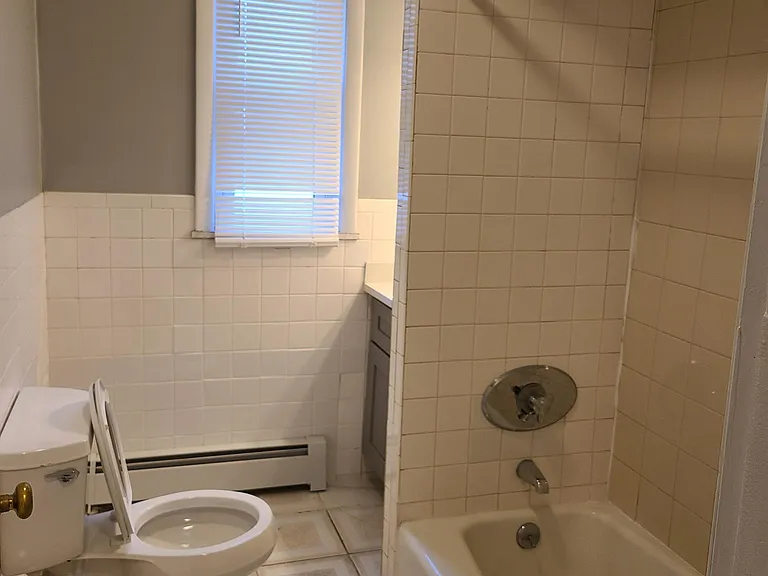 17 Stearns St #1 — Photo 10