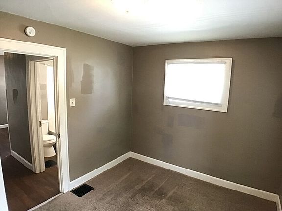 5th image of 939 N Drexel Ave