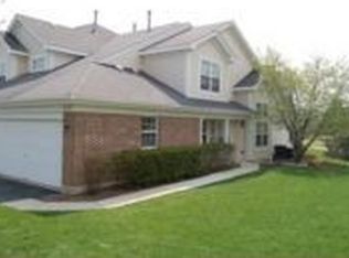 6747 E Monticello Ct, Gurnee, IL 60031