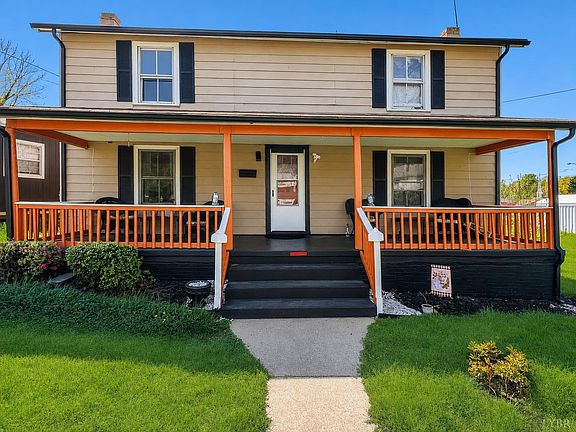 3rd image of 305 Roberts Ave