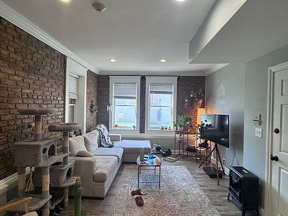 2nd image of 160 Symphony Way #3