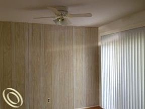 3rd image of 18175 Jamestown Cir