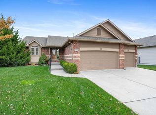 2724 N Button Bush St, Derby, KS 67037