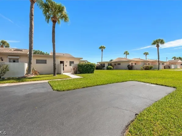 712 Joel Blvd, Lehigh Acres, FL 33936