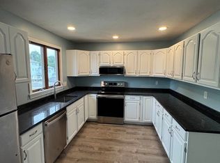 702 Chicopee St APT C, Chicopee, MA 01013