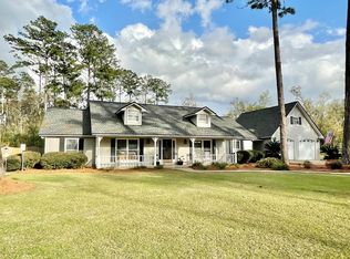 215 River Oaks Rd, Bainbridge, GA 39817