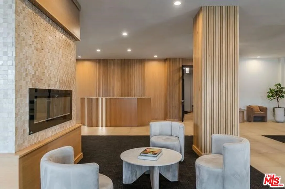 1 bed, 1.0 bath, 727 sqft, $3,150 — Photo 4