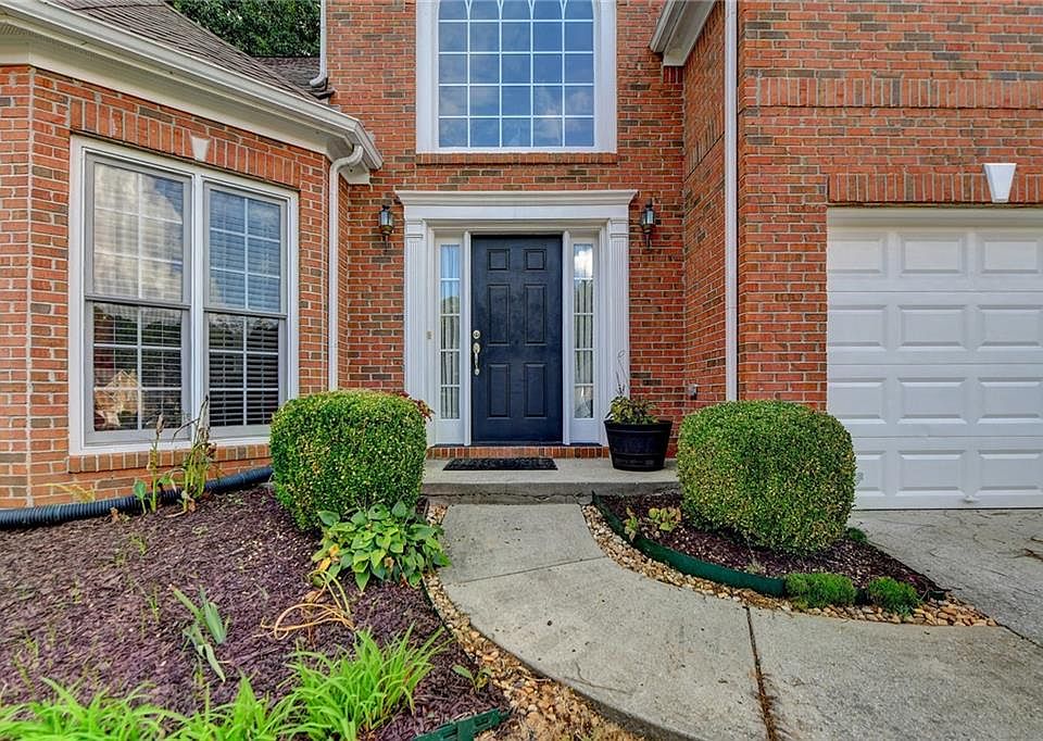 608 Rebecca Ives Dr, Lilburn, GA 30047 MLS 7274648 Zillow