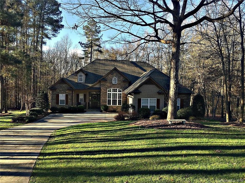 1st image of 109 Cricket Hollow Dr