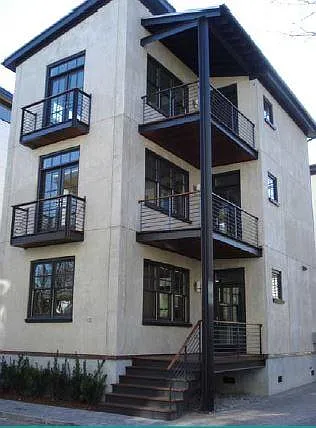 13 Brewster Ct