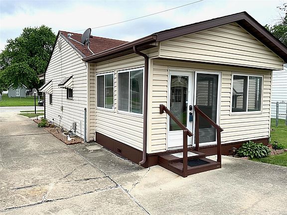 5th image of 1609 Minerva Ave