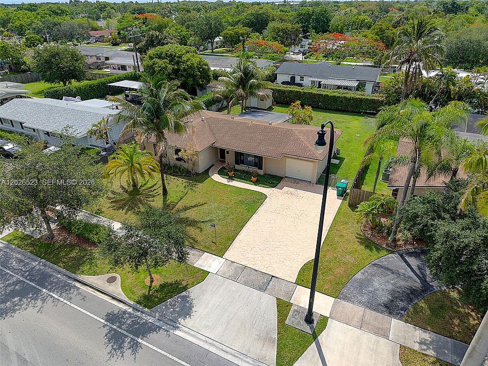 1st image of 9000 Caribbean Blvd