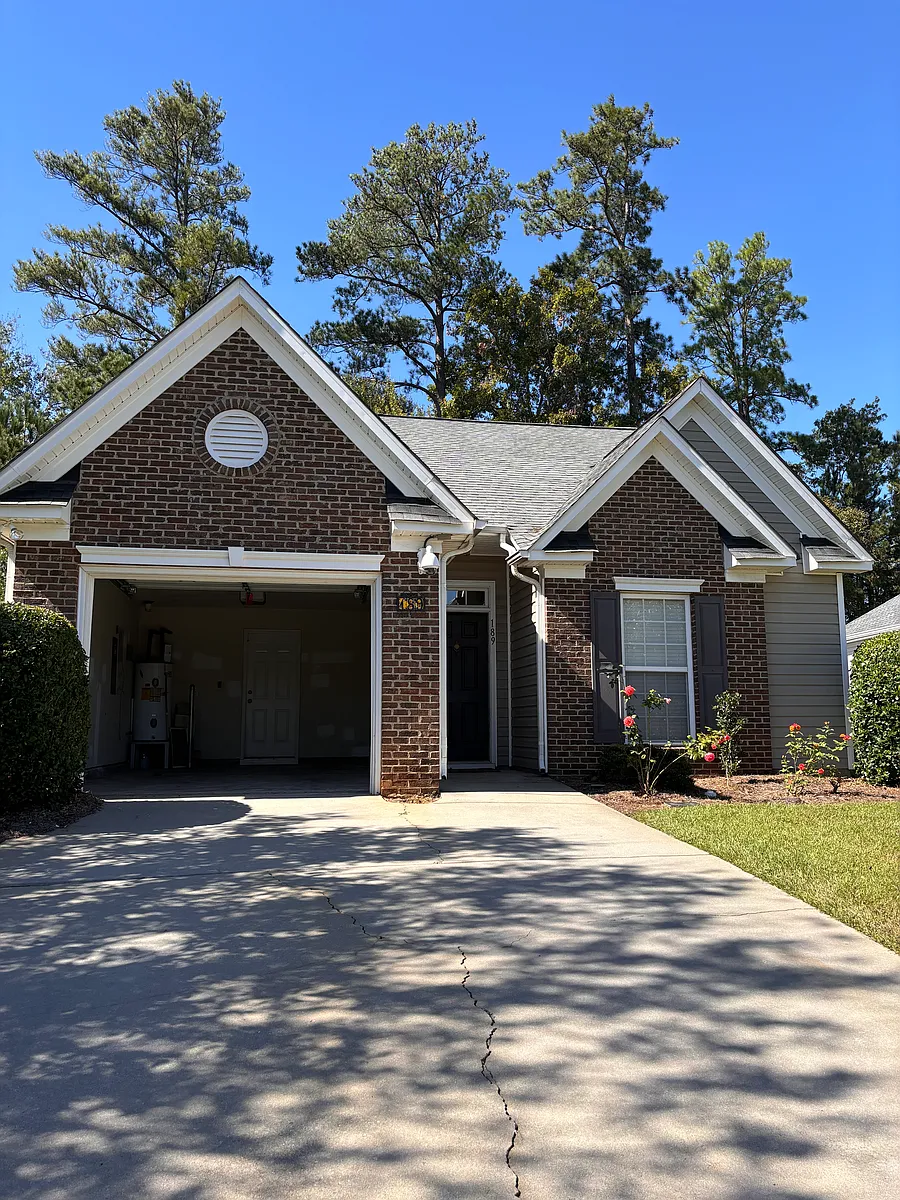 Building Photo - 189 Waterstone Dr