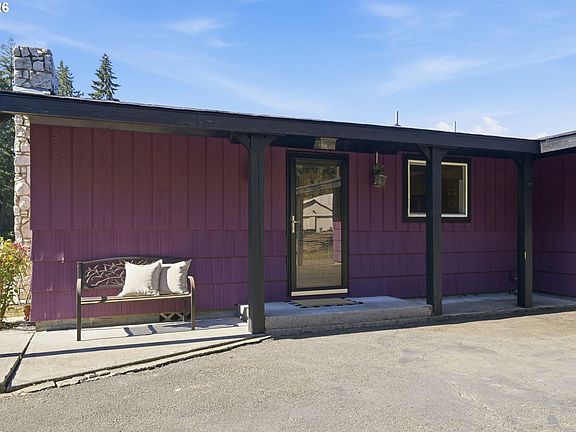 5th image of 37109 Row River Rd