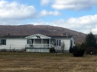 3906 Jenny Dr, Danielsville, PA 18038