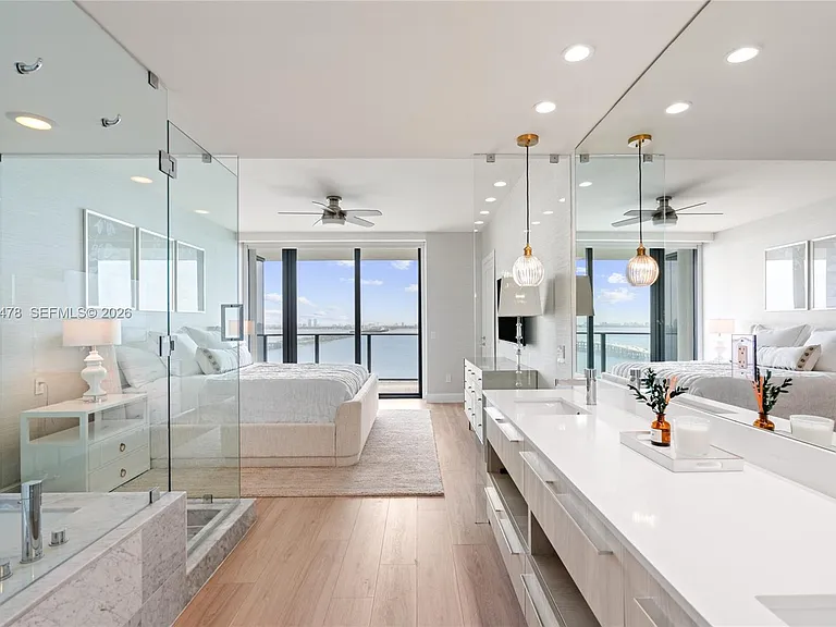 3131 NE 7th Ave #2101 — Photo 37