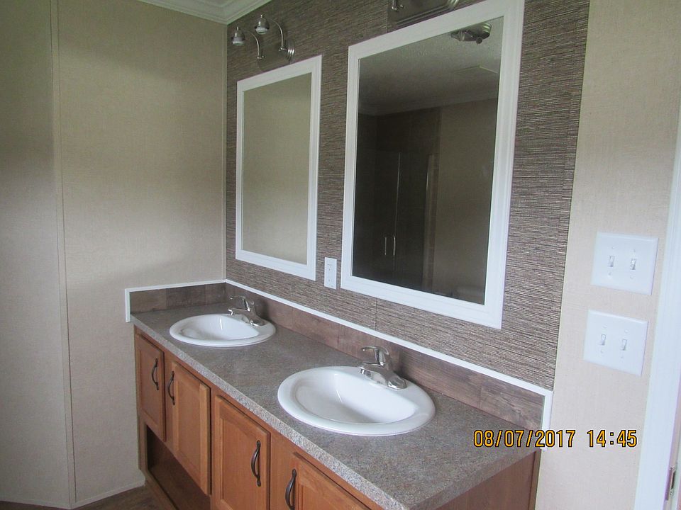 2nd image of 333 Joan Dr