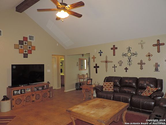 5th image of 1184 Country View Dr