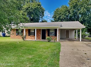 6525 Yorkshire Rd, Horn Lake, MS 38637