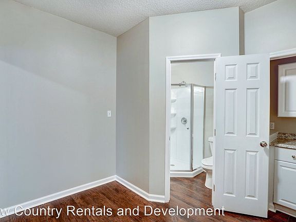 3rd image of 668 E 32nd St #B